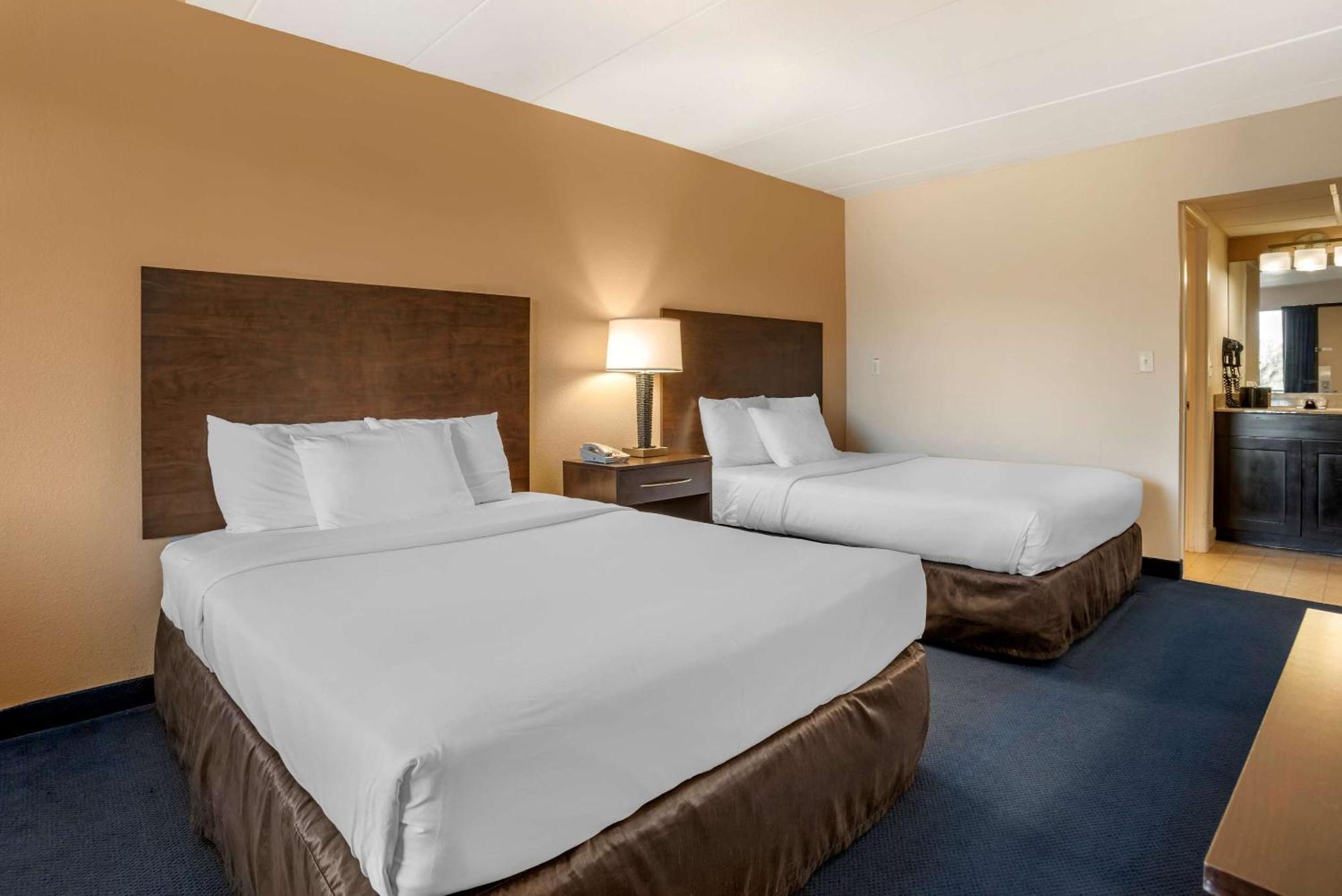 Econo Lodge Inn & Suites Rehoboth Beach Exterior foto
